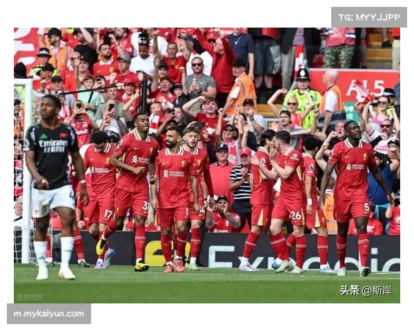 英超风云再起 阿森纳稳居榜首利物浦陷低谷迎挑战